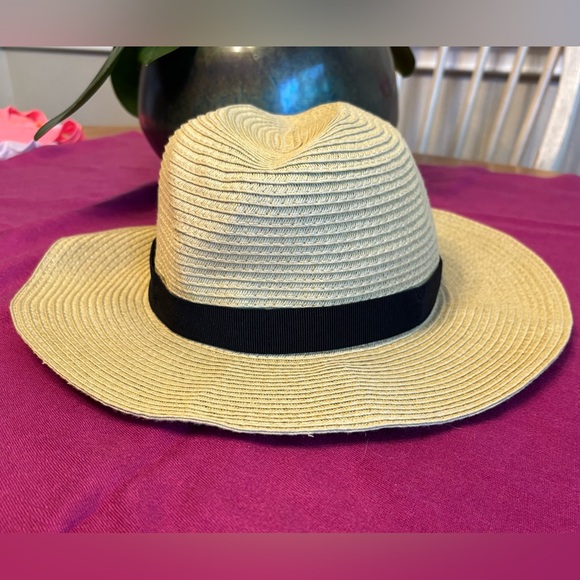 J. Crew Packable Sun Hat with Black Band S/M NWT - Picture 2 of 7